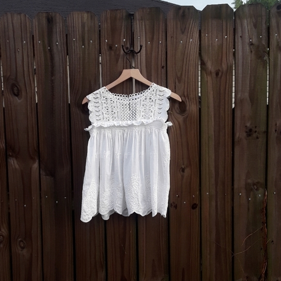 Fashion Collection Tops - Fashion Collection White Lace Blouse - Size Small